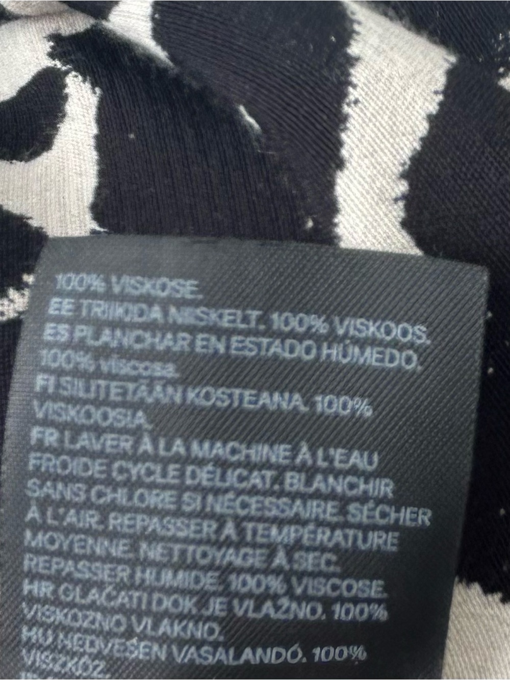 H&M - Picture 6 of 7